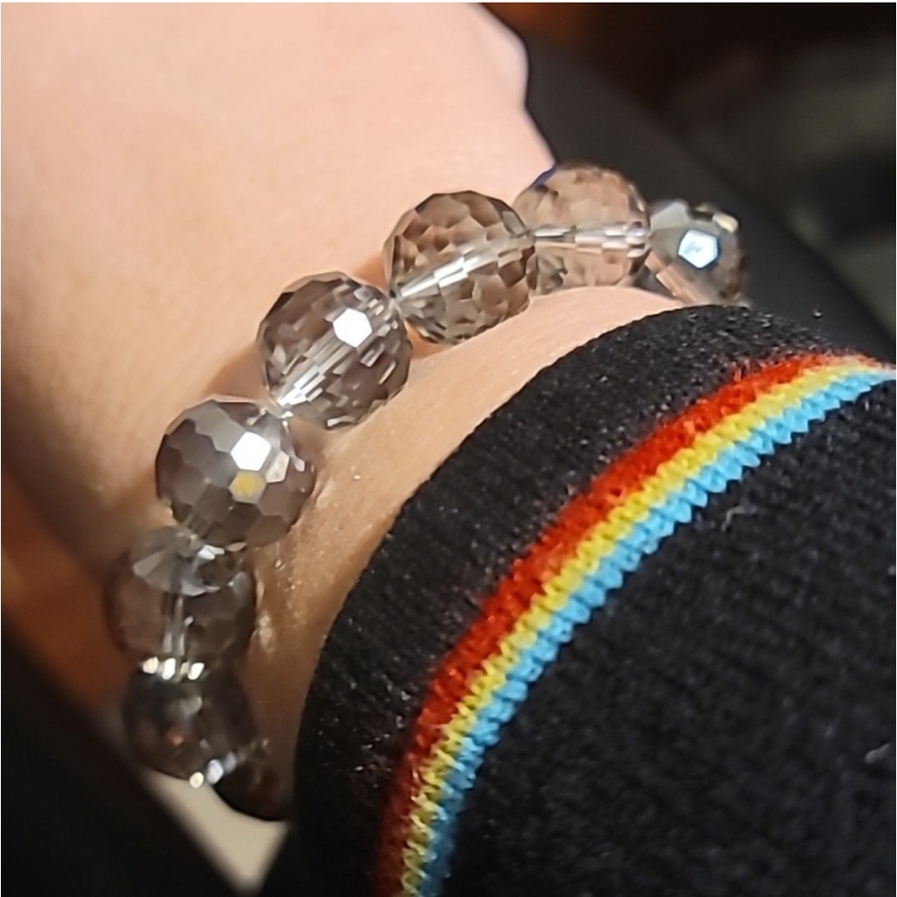 Beaded Bracelet and Earrings Set NWT Crystal Cut TWO PIECES - Picture 4 of 4